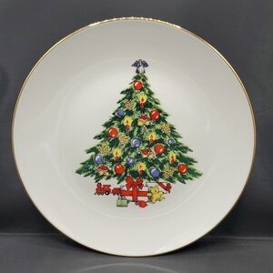 Jamestown China Christmas Tree Dinner Plate with Gold Trim 11"